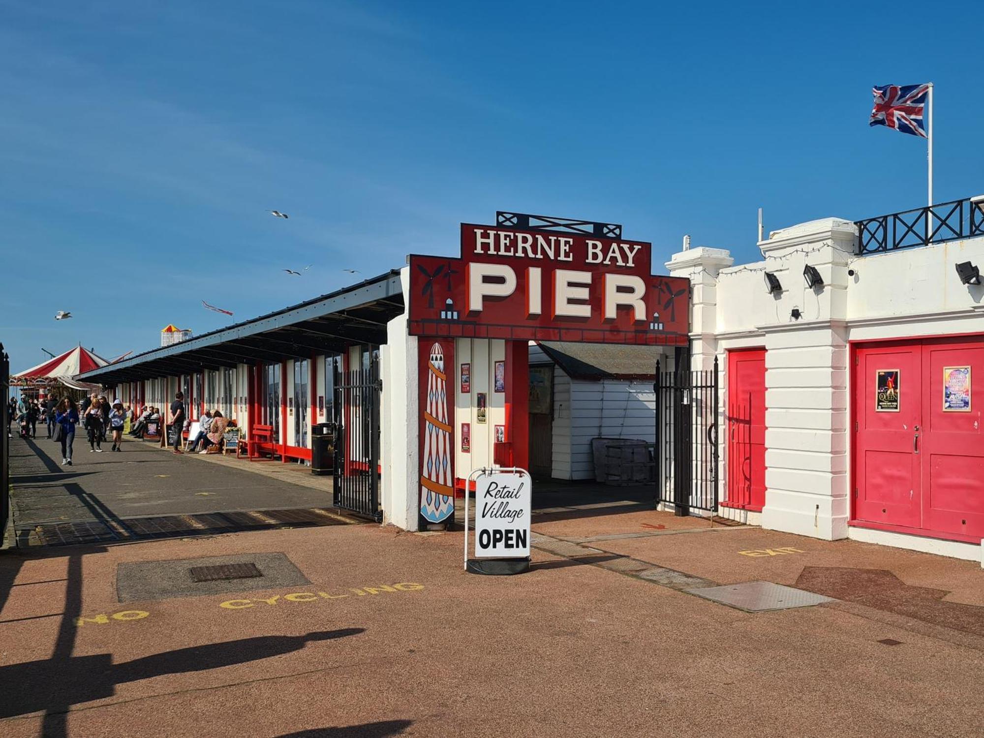 Vitamin Sea Residency Herne Bay Exterior foto