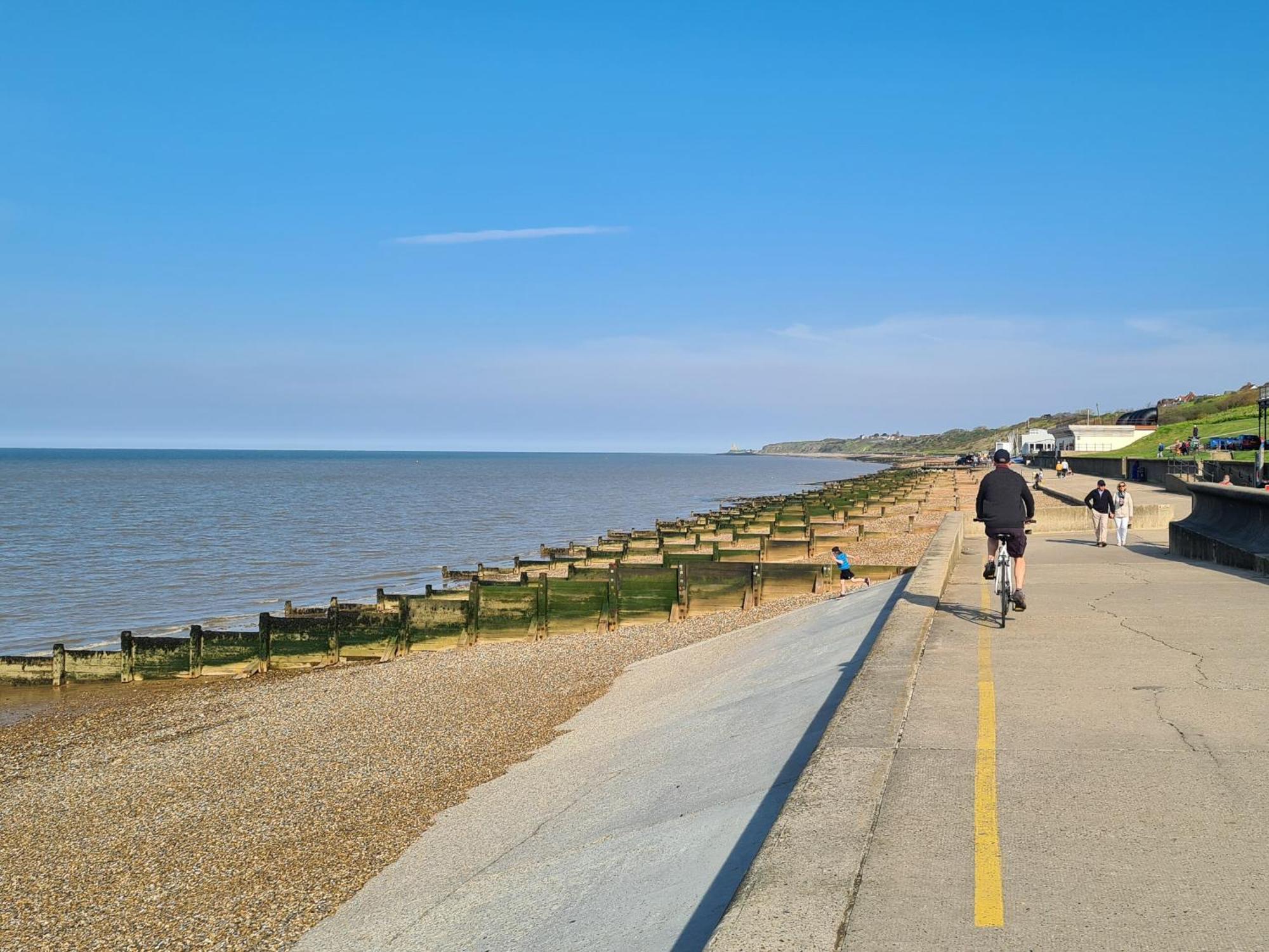 Vitamin Sea Residency Herne Bay Exterior foto
