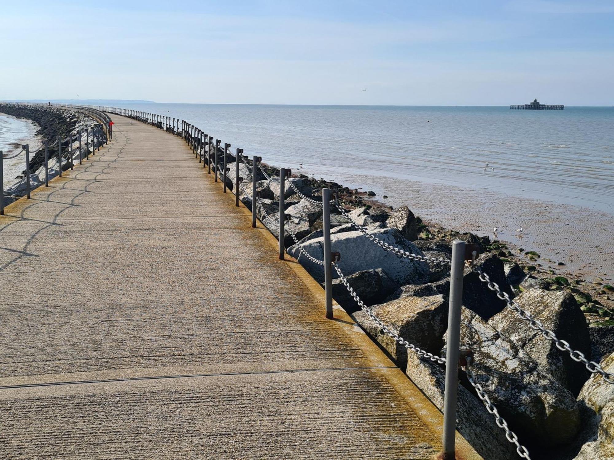 Vitamin Sea Residency Herne Bay Exterior foto