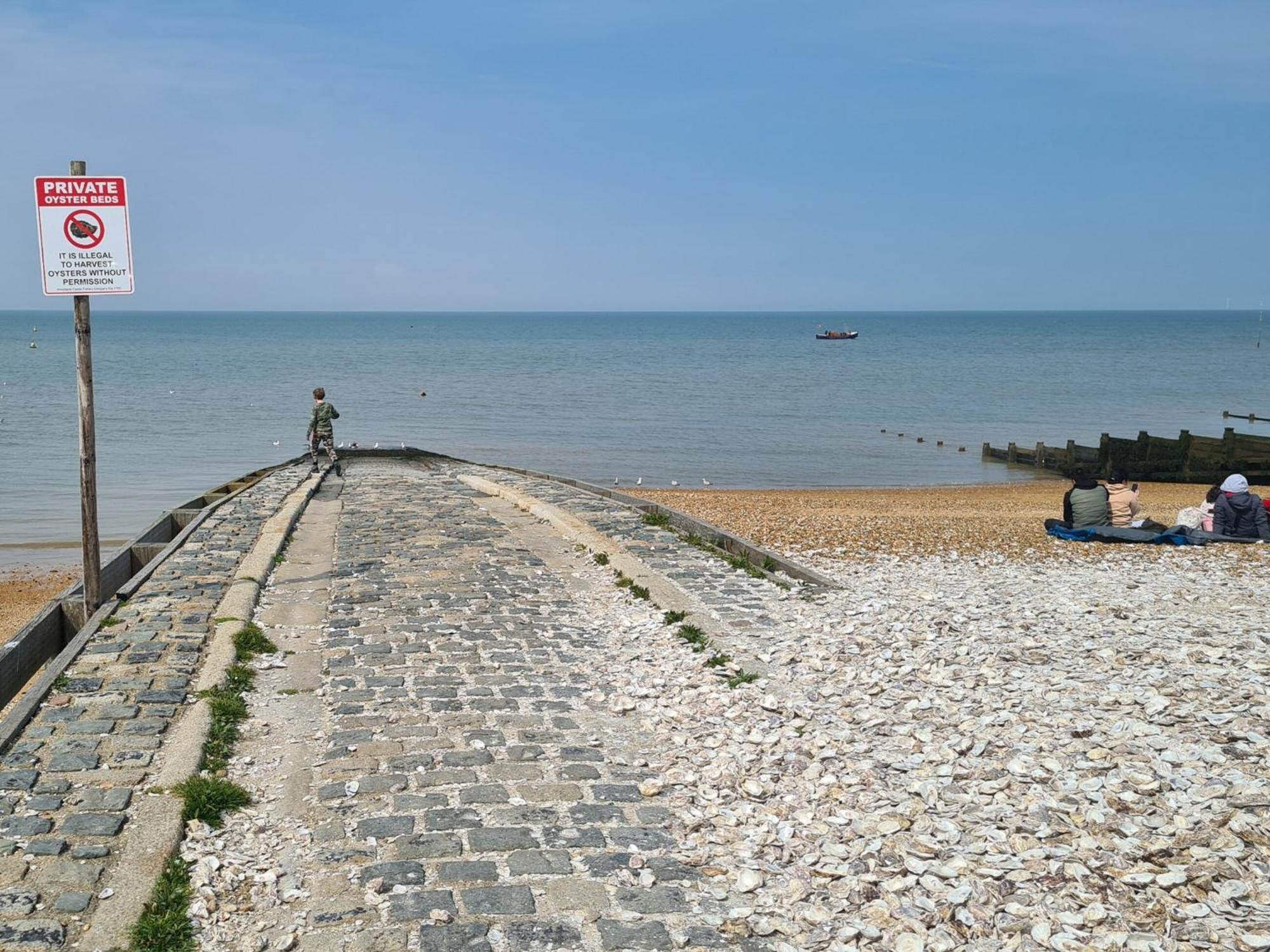 Vitamin Sea Residency Herne Bay Exterior foto